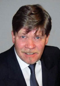 Dietmar W.  Dreiling